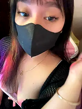 Snapshot of Gina999 chatting on 10-23-25, 03:22 Gina999 online show from 10-23-25, 03:22