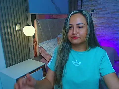 Snapshot of lila_cute1 chatting on 10-07-25, 11:29 lila cute1 online show from 10-07-25, 11:29