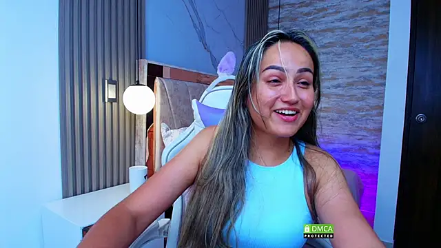 Snapshot of lila_cute1 chatting on 10-22-25, 03:34 lila cute1 online show from 10-22-25, 03:34