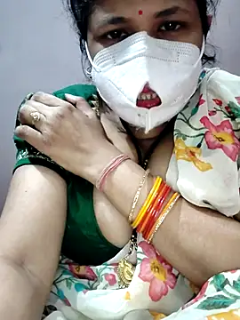 Snapshot of Hot__bhabhi_99 chatting on 11-07-25, 05:29 Hot bhabhi 99 online show from 11-07-25, 05:29