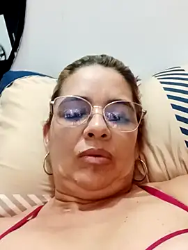 Snapshot of AdiniTA__Hot chatting on 10-08-25, 01:36 AdiniTA Hot online show from 10-08-25, 01:36