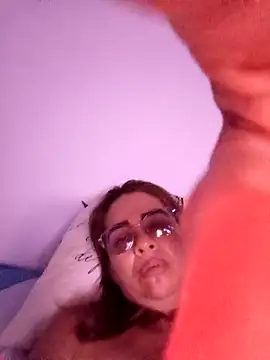 Snapshot of AdiniTA__Hot chatting on 10-31-25, 02:45 AdiniTA Hot online show from 10-31-25, 02:45