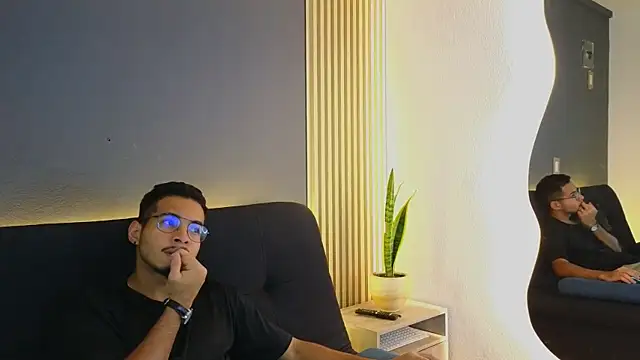 Jaybrown  1 online show from 10-13-25, 04:34