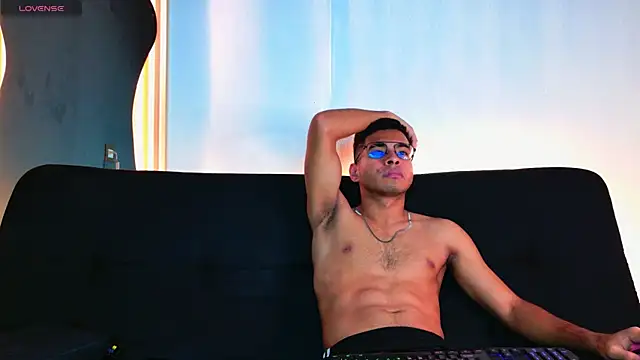 Jaybrown  1 online show from 11-12-25, 02:56