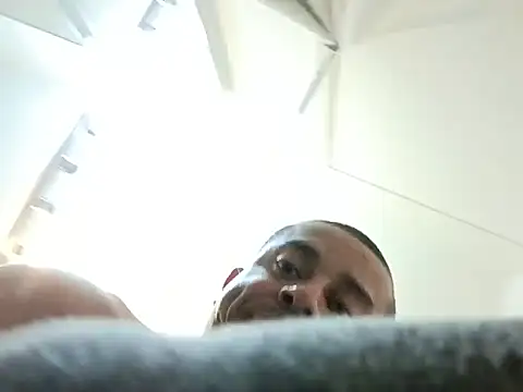 Snapshot of elpay089 chatting on 02-16-26, 09:27 elpay089 online show from 02-16-26, 09:27