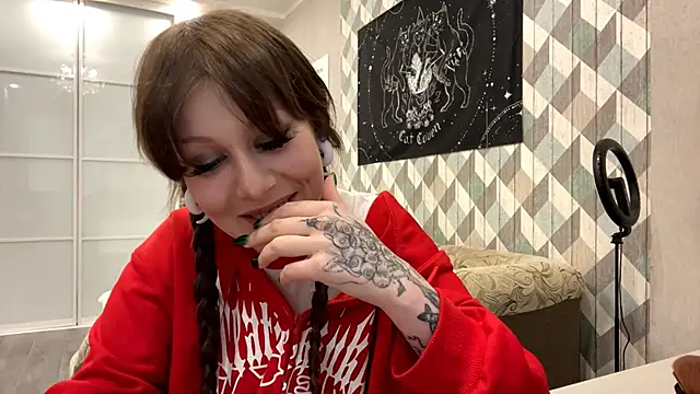 Snapshot of RebelKitsune chatting on 10-16-25, 11:55 RebelKitsune online show from 10-16-25, 11:55