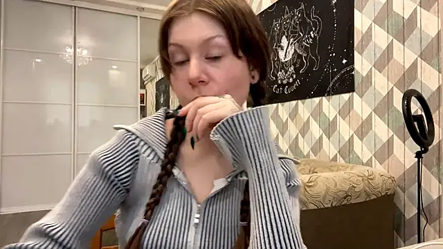 Snapshot of RebelKitsune chatting on 10-18-25, 06:37 RebelKitsune online show from 10-18-25, 06:37