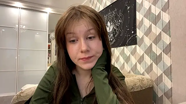 Snapshot of RebelKitsune chatting on 10-27-25, 05:44 RebelKitsune online show from 10-27-25, 05:44