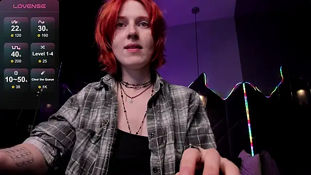 Freirenee online show from 10-19-25, 02:40