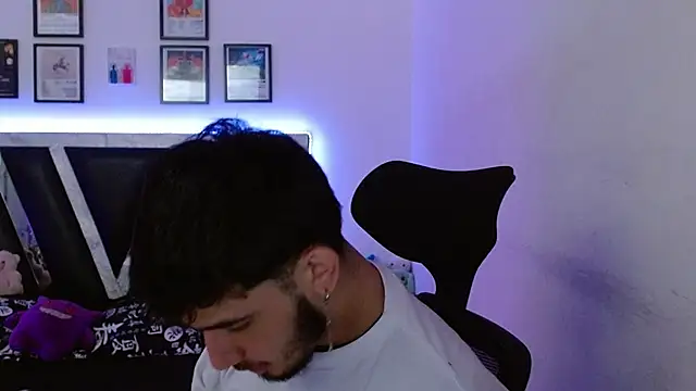 Sebasxxl12 online show from 10-20-25, 03:01