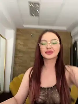 Lunna Squirt online show from 09-30-25, 07:30