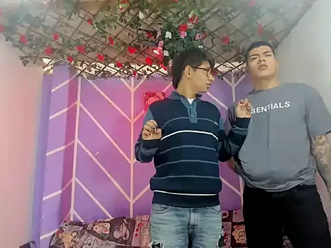 Snapshot of nexusboyhot chatting on 10-05-25, 07:23 nexusboyhot online show from 10-05-25, 07:23