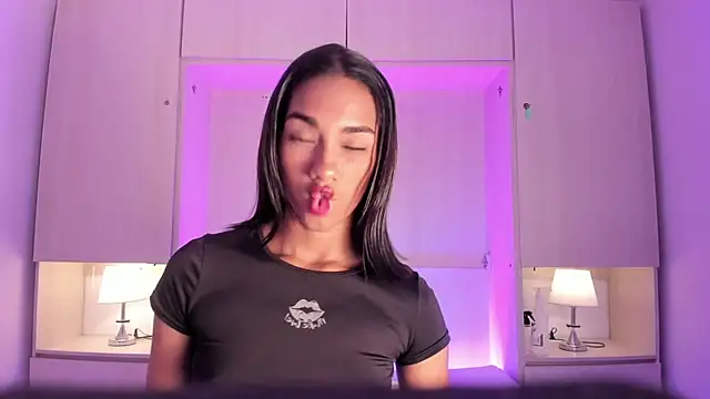 AnahiCollins online show from 05-06-26, 11:59