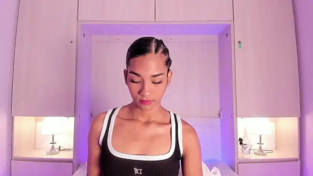AnahiCollins online show from 05-14-26, 11:39