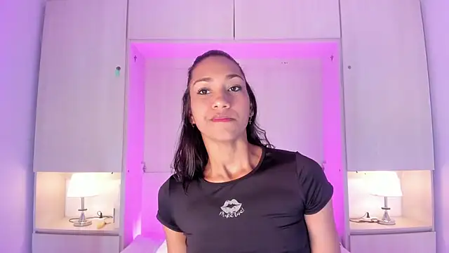 AnahiCollins online show from 06-14-26, 11:45