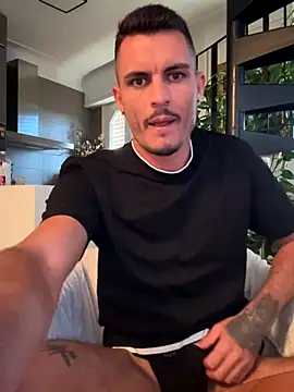 WildFlame2525 online show from 10-06-25, 09:29