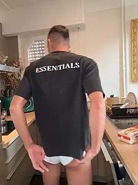 WildFlame2525 online show from 10-09-25, 09:07