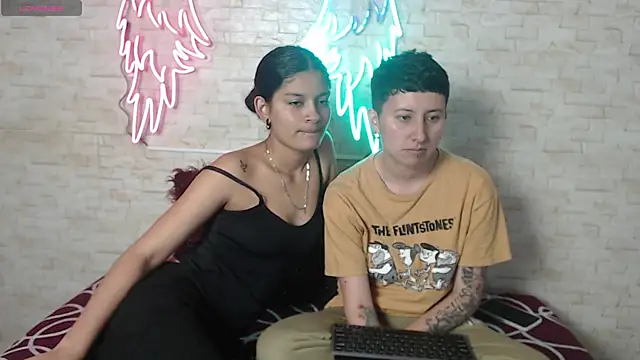 Gaby and Mei online show from 10-08-25, 04:10