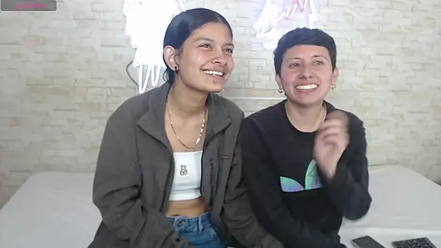 Gaby and Mei online show from 11-11-25, 03:06