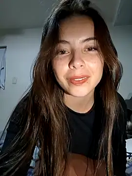 EmmaValencia  online show from 11-05-25, 04:34