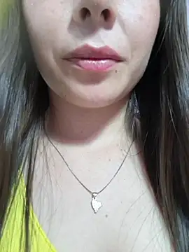 EmmaValencia  online show from 05-08-26, 09:09