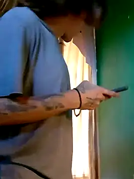 monroedelrey online show from 02-25-26, 04:49