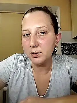 Snapshot of SeleettaNi chatting on 10-08-25, 10:18 SeleettaNi online show from 10-08-25, 10:18