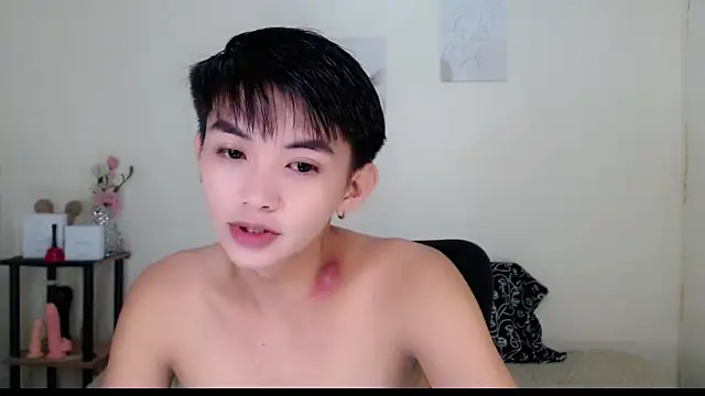 Snapshot of Wild_Prince69 chatting on 11-09-25, 11:14 Wild Prince69 online show from 11-09-25, 11:14