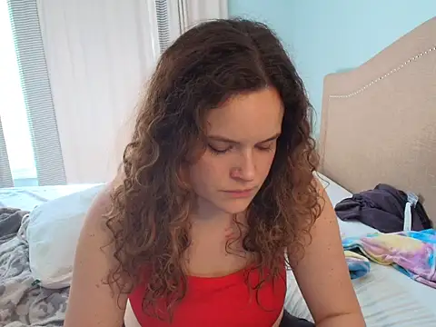 Snapshot of ClaireZX chatting on 10-12-25, 08:52 ClaireZX online show from 10-12-25, 08:52