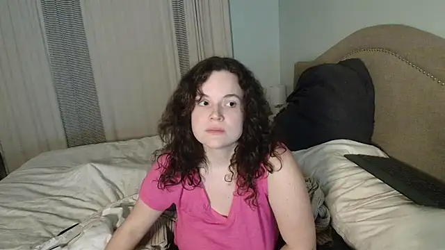 Snapshot of ClaireZX chatting on 10-25-25, 04:53 ClaireZX online show from 10-25-25, 04:53