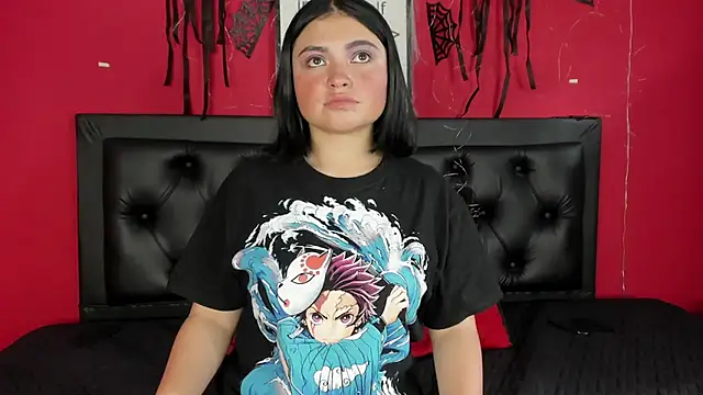 Snapshot of Wandaa- chatting on 10-20-25, 09:04 Wandaa- online show from 10-20-25, 09:04