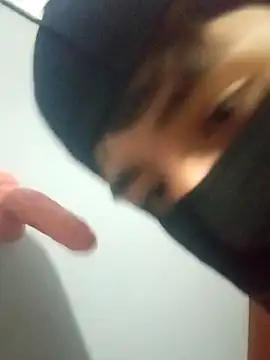 Snapshot of Balaclavaboys chatting on 11-09-25, 11:14 Balaclavaboys online show from 11-09-25, 11:14