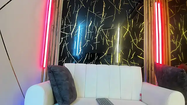 Snapshot of Nahomy_Smiths_aws chatting on 10-03-25, 09:34 Nahomy Smiths aws online show from 10-03-25, 09:34