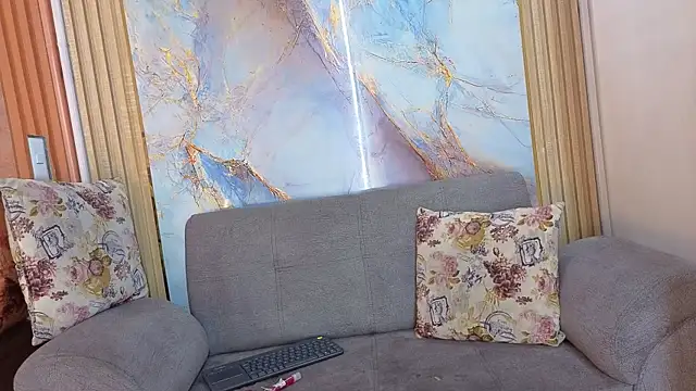 Snapshot of Nahomy_Smiths_aws chatting on 10-17-25, 10:01 Nahomy Smiths aws online show from 10-17-25, 10:01