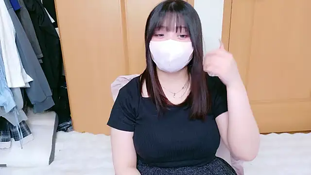 Snapshot of YUKINA_00 chatting on 05-31-26, 02:24 YUKINA 00 online show from 05-31-26, 02:24