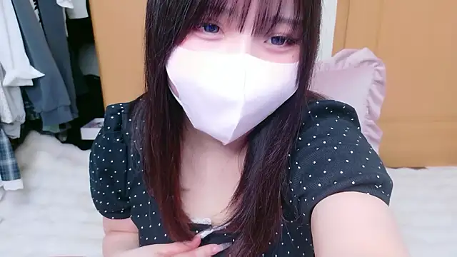 Snapshot of YUKINA_00 chatting on 06-11-26, 12:14 YUKINA 00 online show from 06-11-26, 12:14
