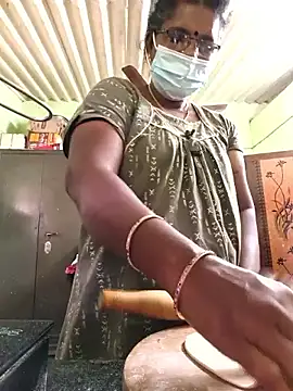 Tamilselviroja- online show from 12-20-25, 09:16