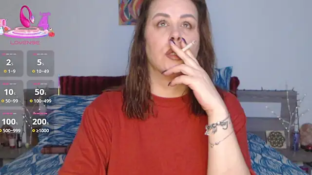 Snapshot of 1Felicity1 chatting on 10-14-25, 04:57 1Felicity1 online show from 10-14-25, 04:57