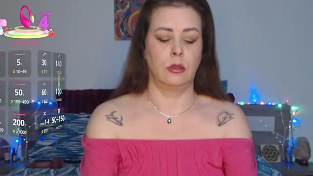 Snapshot of 1Felicity1 chatting on 10-15-25, 04:45 1Felicity1 online show from 10-15-25, 04:45