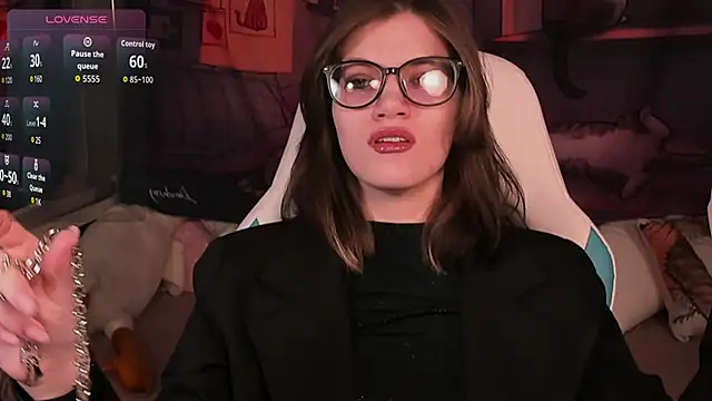 Snapshot of CathyAdams chatting on 03-10-26, 06:18 CathyAdams online show from 03-10-26, 06:18