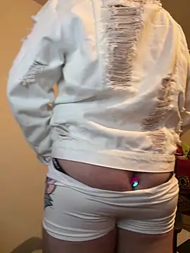 Snapshot of KingAdonisss chatting on 11-27-25, 08:33 KingAdonisss online show from 11-27-25, 08:33