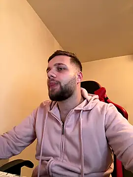 Snapshot of KingAdonisss chatting on 12-22-25, 07:33 KingAdonisss online show from 12-22-25, 07:33