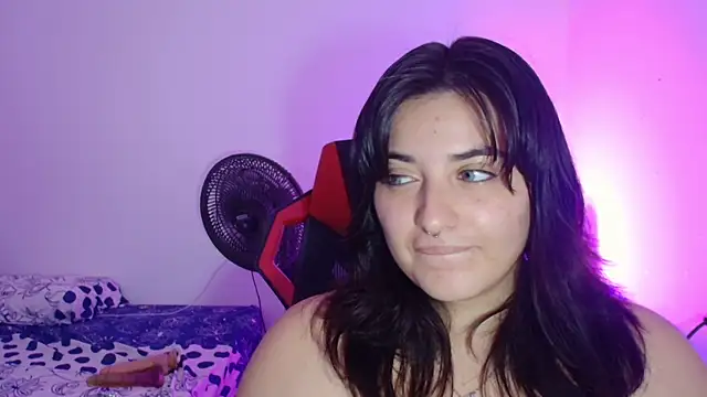 Jess Beauty18 online show from 09-29-25, 03:28