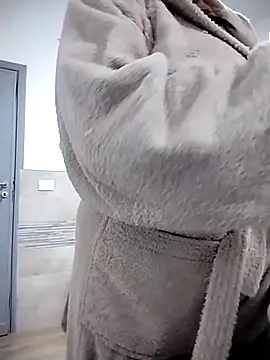 Snapshot of sexyguenda chatting on 10-09-25, 06:39 sexyguenda online show from 10-09-25, 06:39