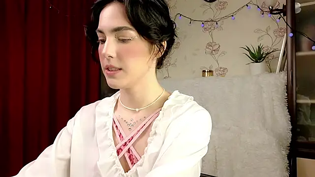 Snapshot of di_moon chatting on 10-20-25, 03:01 di moon online show from 10-20-25, 03:01