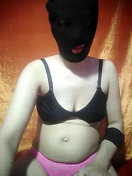 Snapshot of manal_soso chatting on 10-02-25, 11:34 manal soso online show from 10-02-25, 11:34