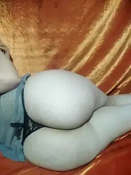 Snapshot of manal_soso chatting on 10-10-25, 09:14 manal soso online show from 10-10-25, 09:14