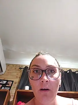 Snapshot of Sinful_Kait_XX chatting on 11-05-25, 05:07 Sinful Kait XX online show from 11-05-25, 05:07