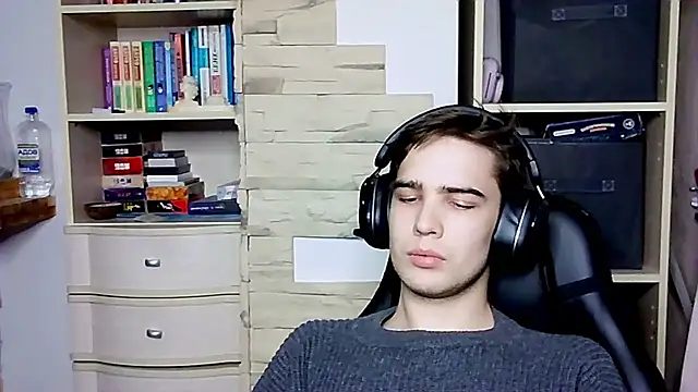  Chris Next Door  online show from 10-13-25, 05:24