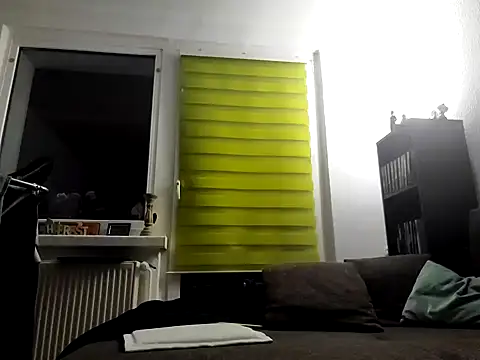 stivi2526 online show from 10-28-25, 10:12